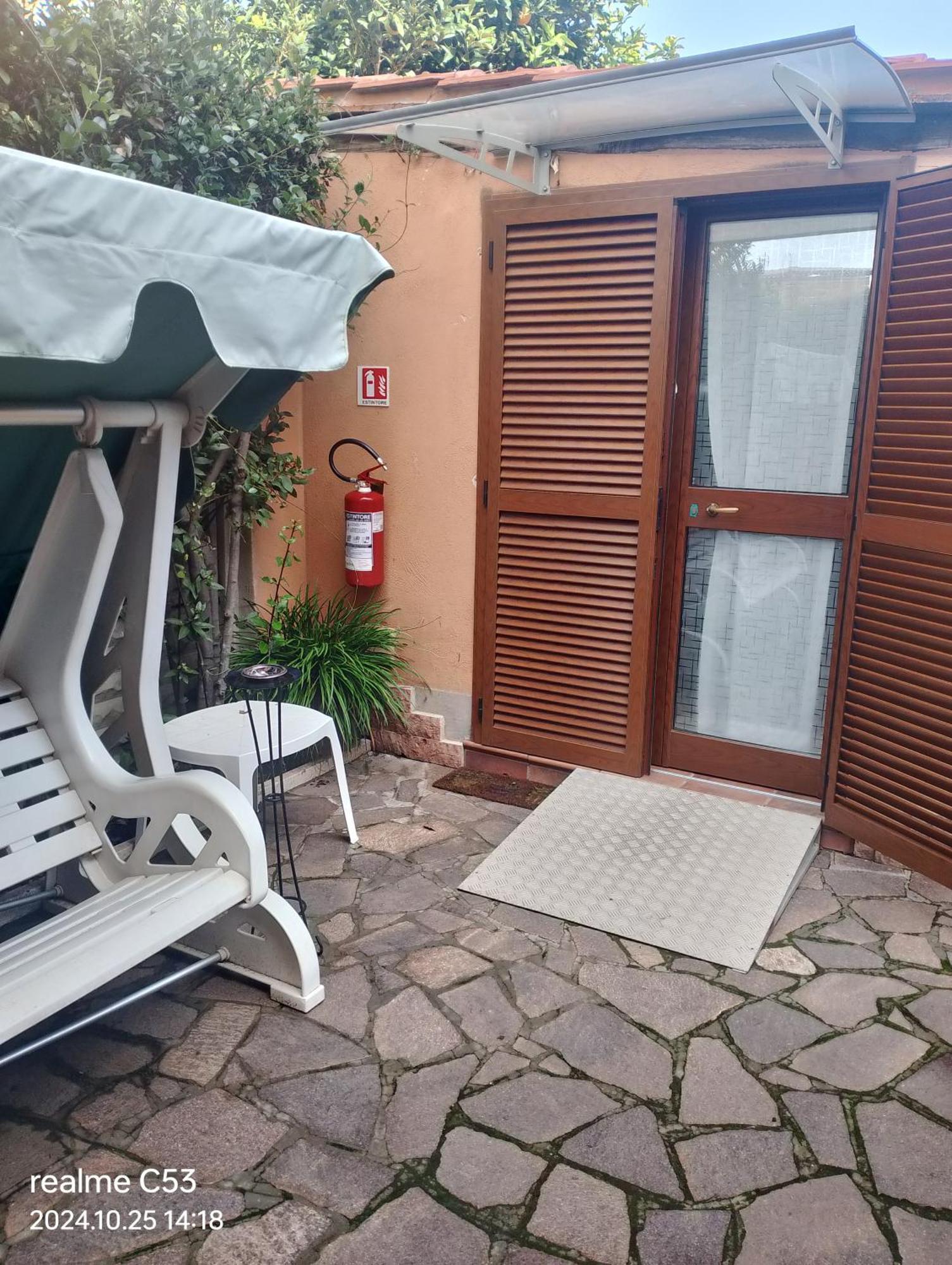 Suite Felix Fiumicino Buitenkant foto
